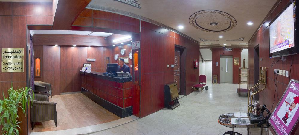 Al Farhan Hotel Suites リヤード エクステリア 写真