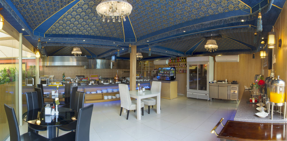 Al Farhan Hotel Suites リヤード エクステリア 写真